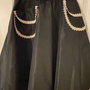 Embellished Black and Cream Midi Skirt for Cocktail Events L/XL